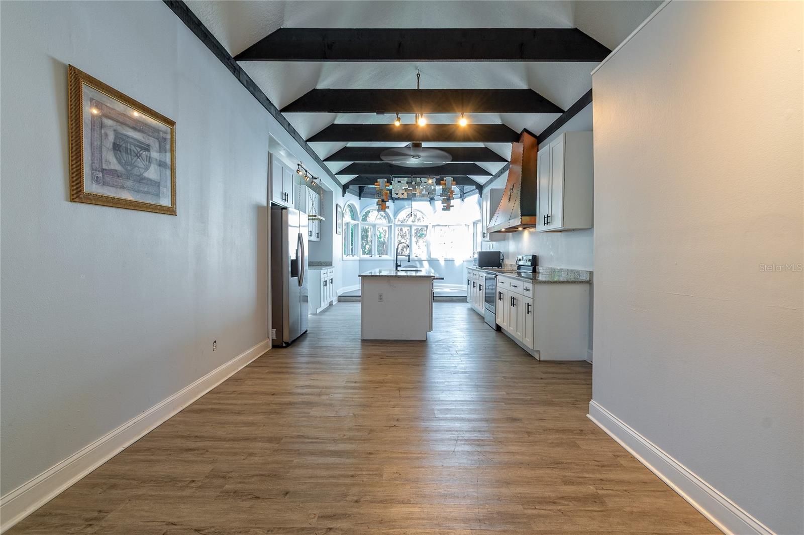 Image 14 of 34 For 714 Wyoming Avenue