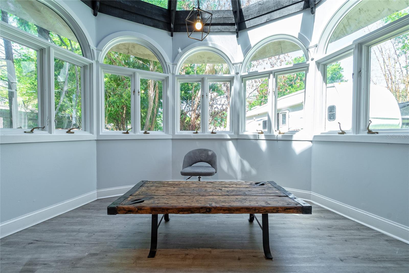 Image 17 of 34 For 714 Wyoming Avenue