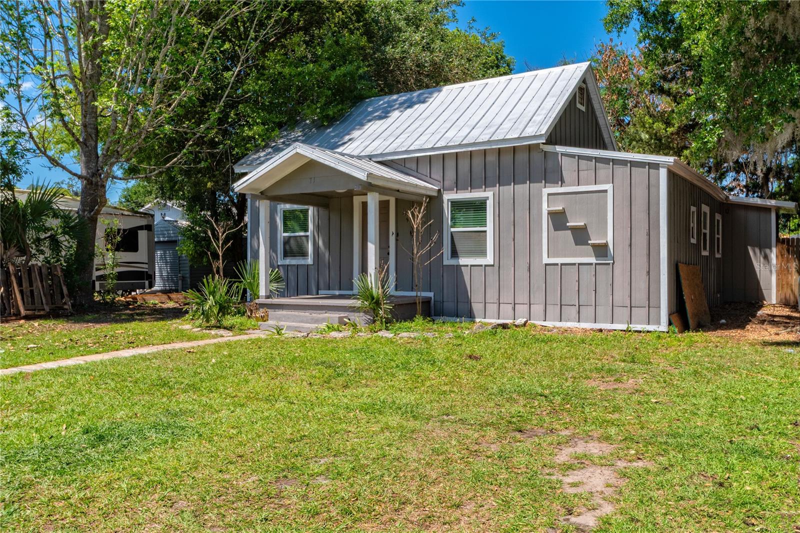 Image 4 of 34 For 714 Wyoming Avenue