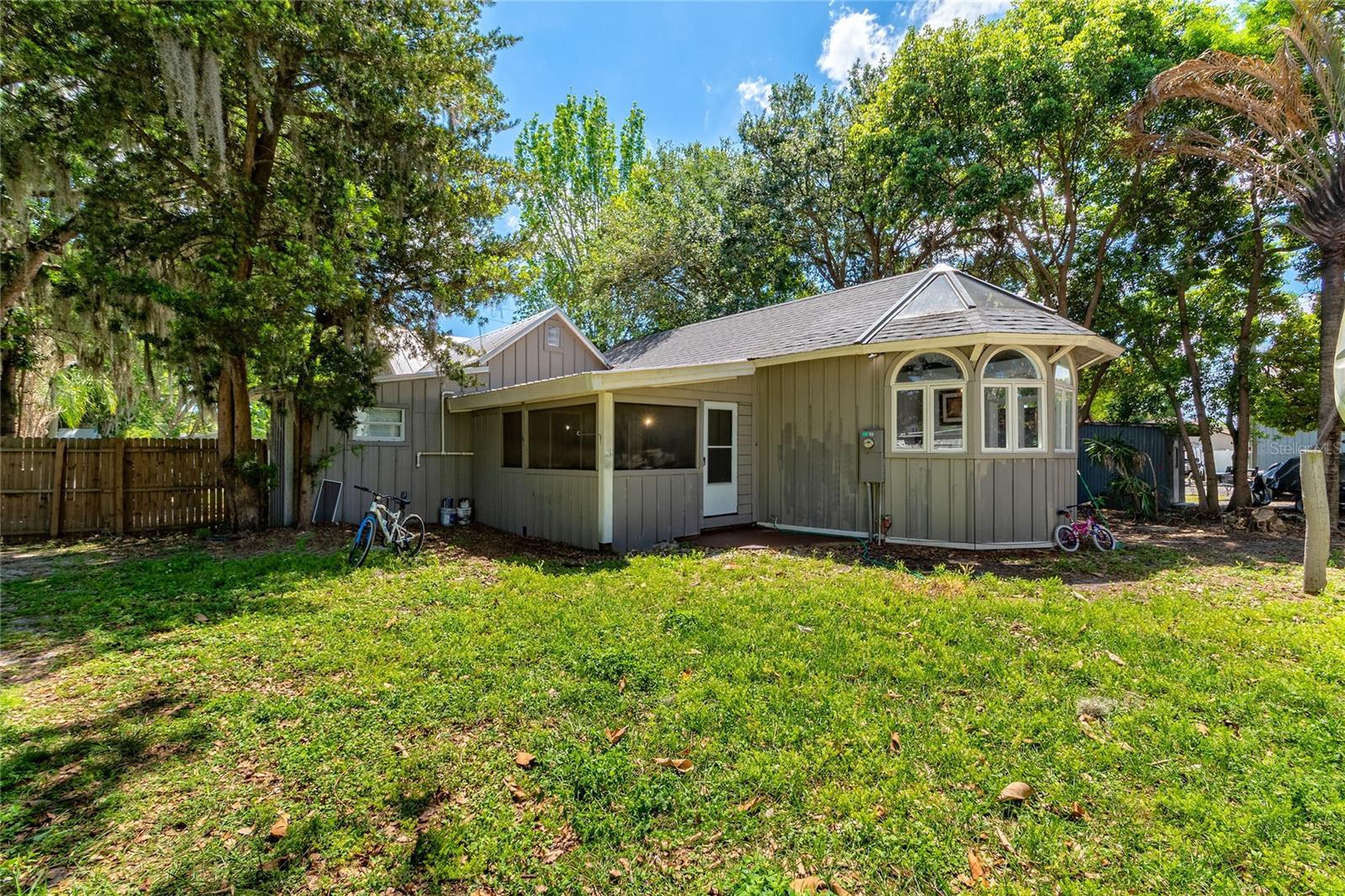 Image 5 of 34 For 714 Wyoming Avenue