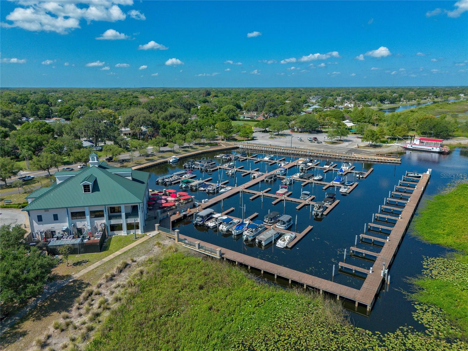 Image 8 of 34 For 714 Wyoming Avenue