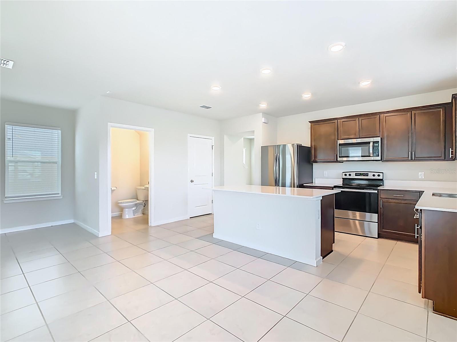 Image 18 of 66 For 1823 Summer Serenity Drive