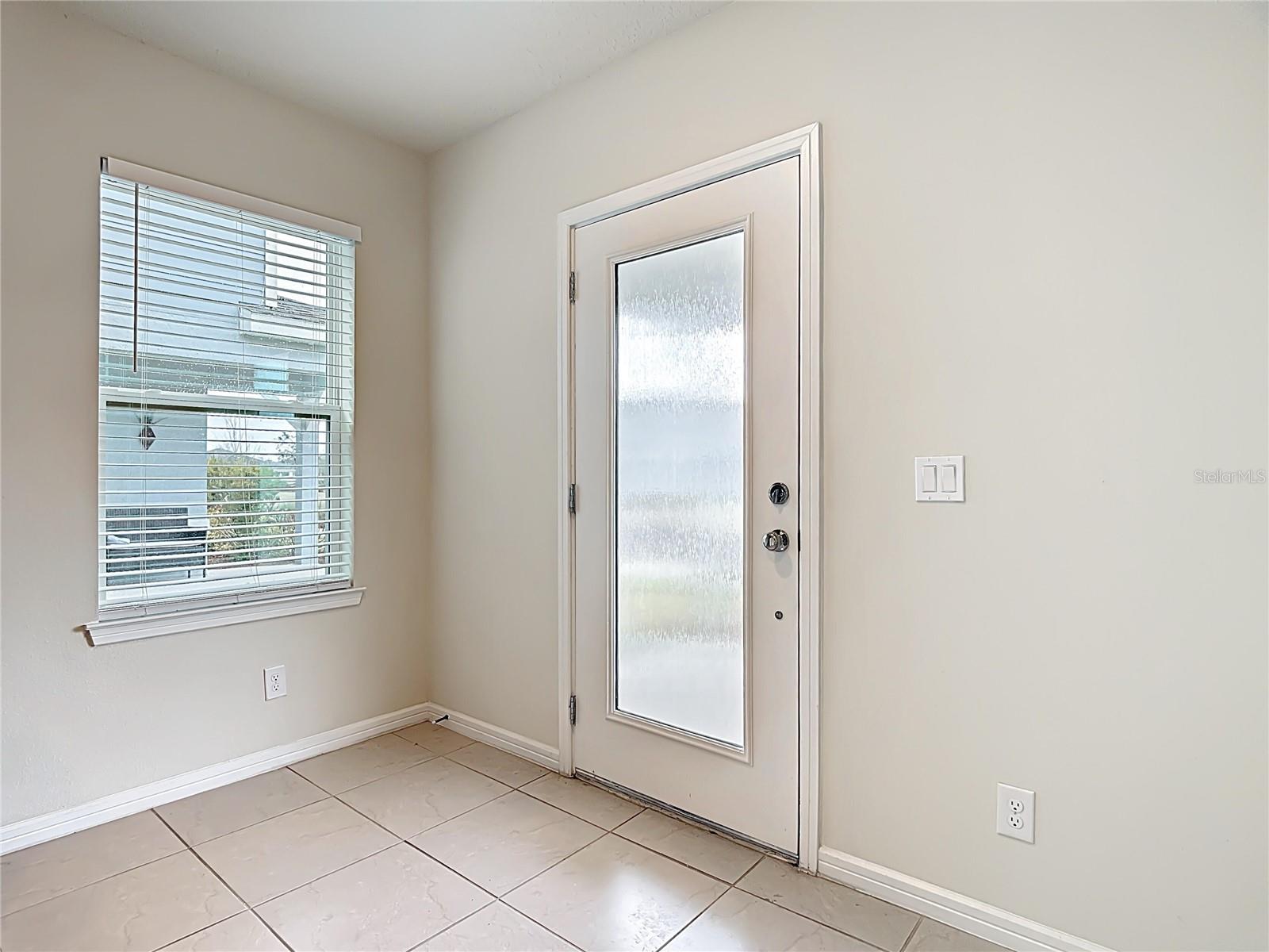 Image 5 of 66 For 1823 Summer Serenity Drive