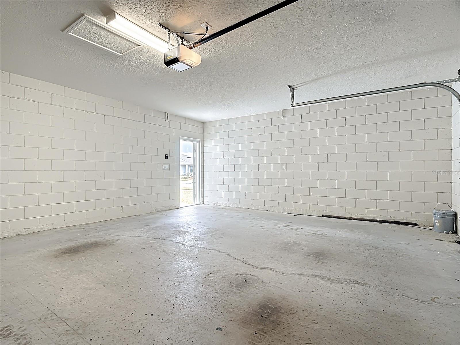 Image 54 of 66 For 1823 Summer Serenity Drive