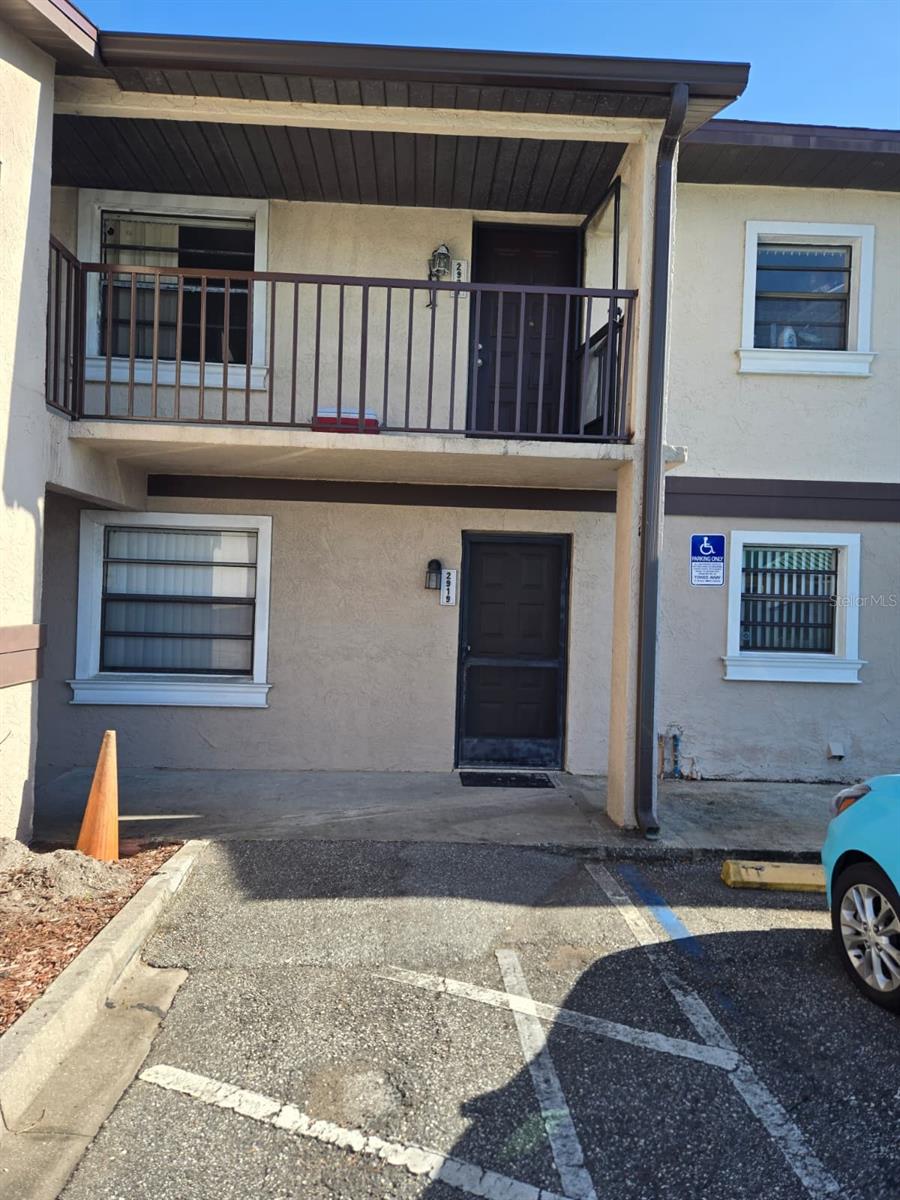 Image 2 of 22 For 2919 Regency Drive 29
