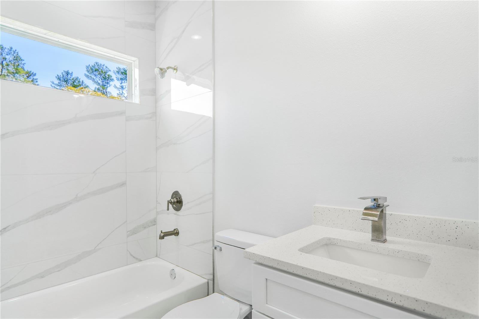 Listing photo id 28 for 3908 171st Lane