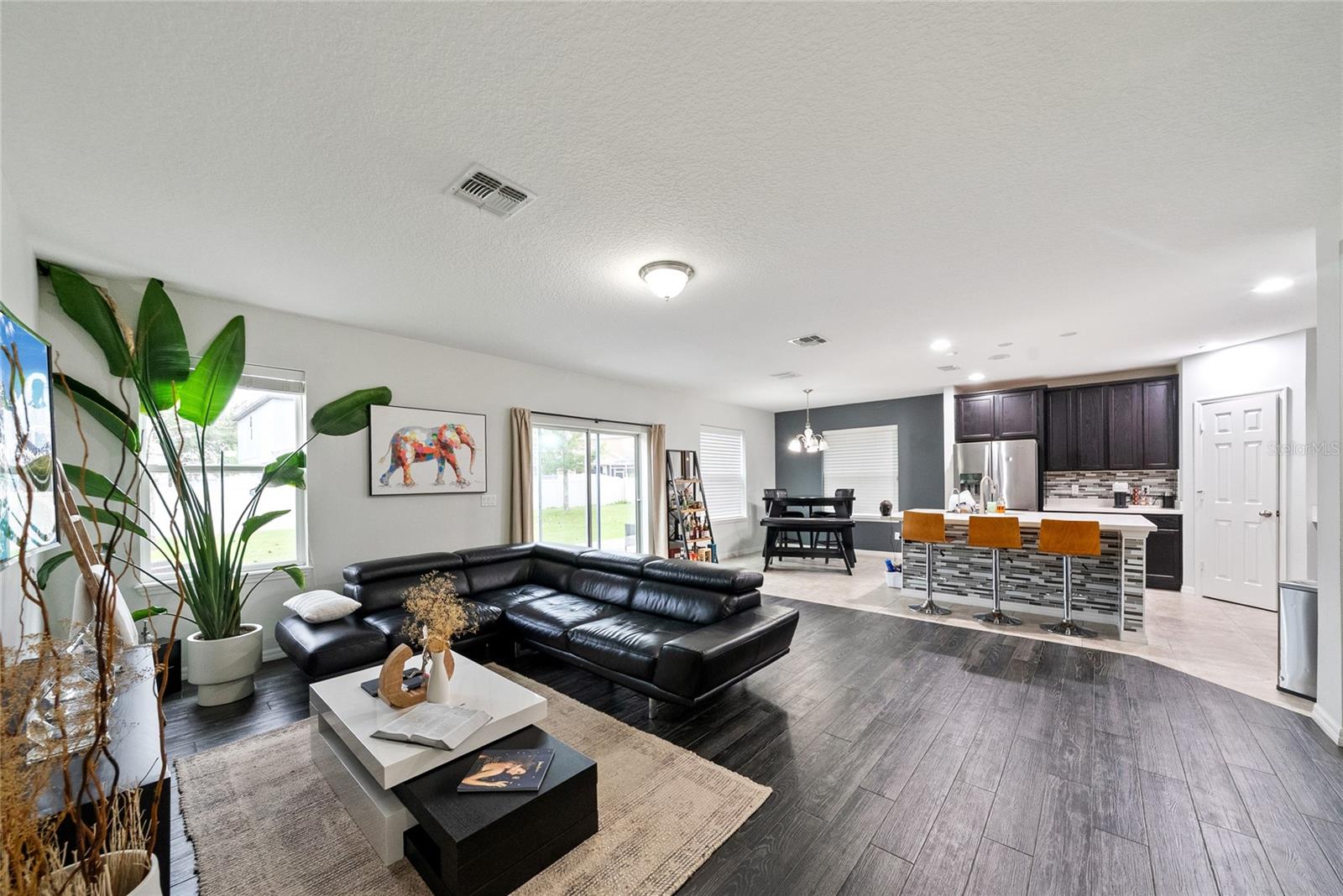 Image 4 of 20 For 2817 Monticello Way