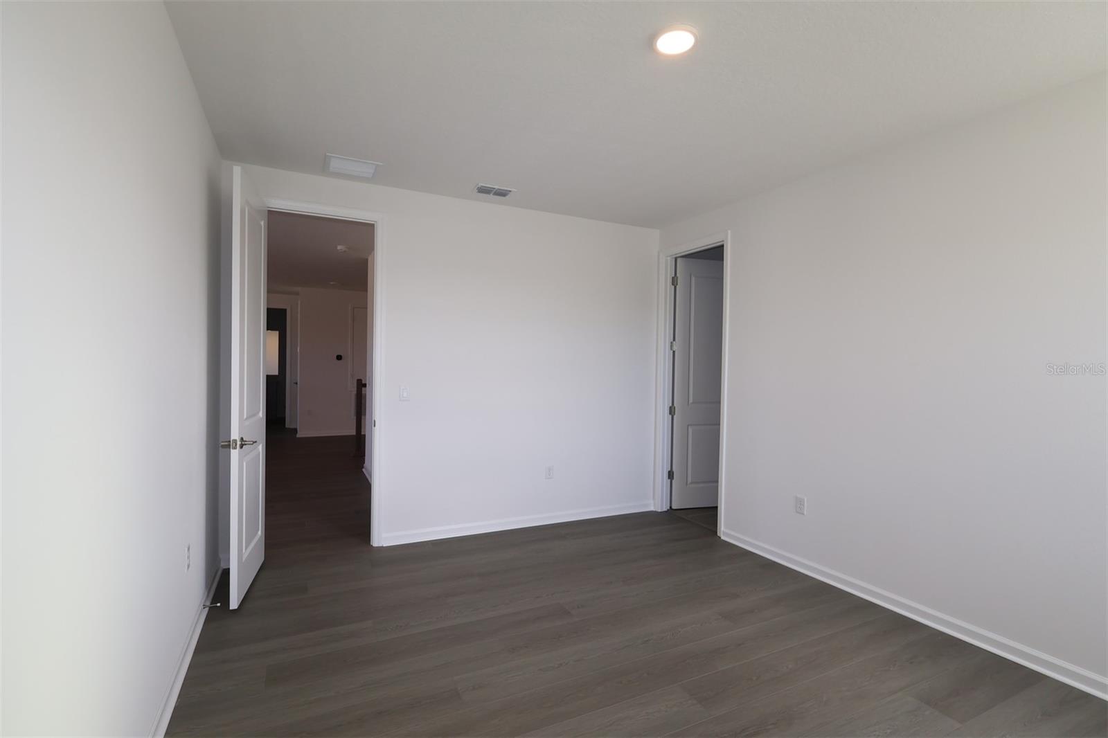 Image 10 of 19 For 3758 Artic Den Lane