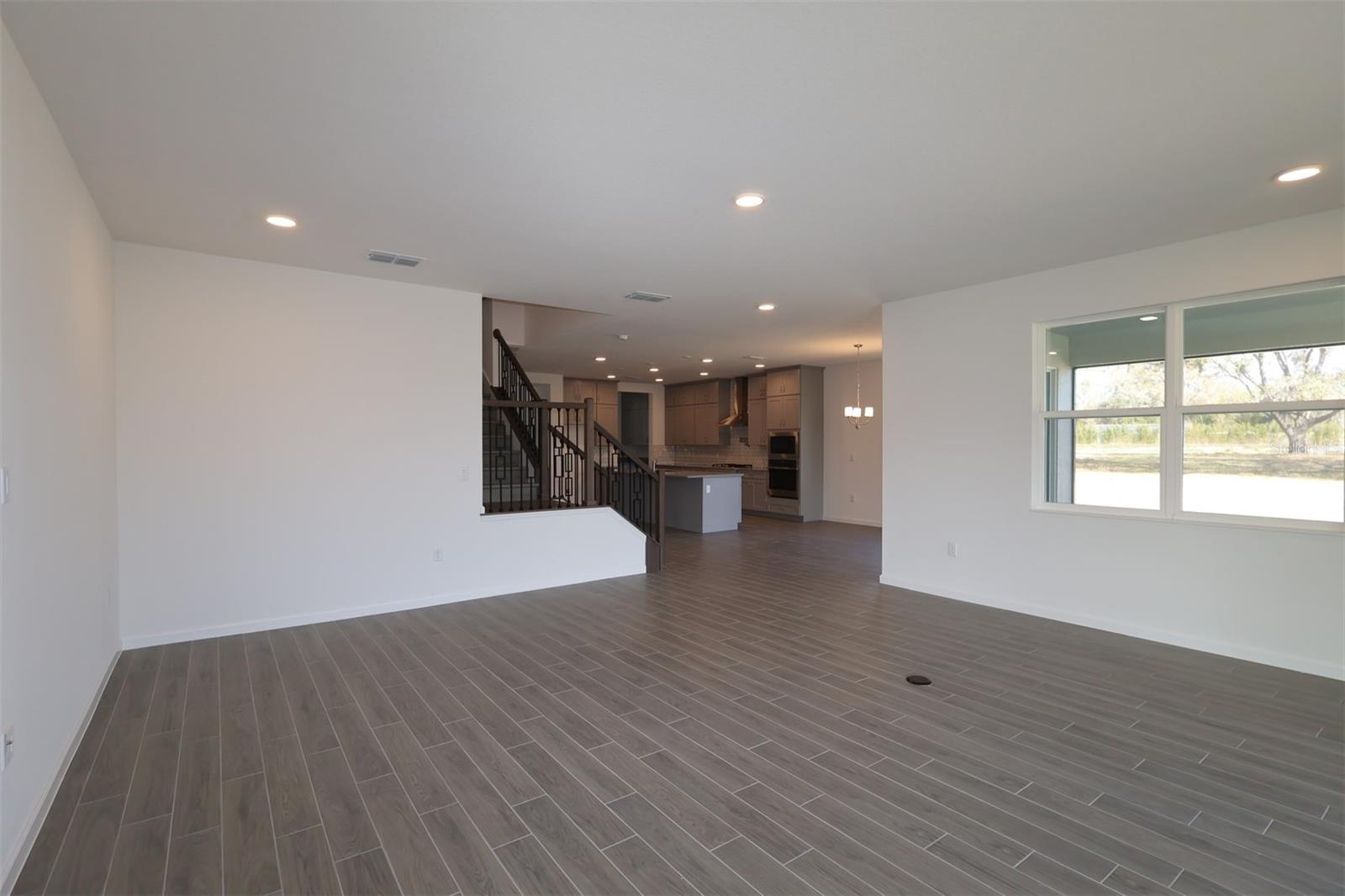 Image 14 of 19 For 3758 Artic Den Lane