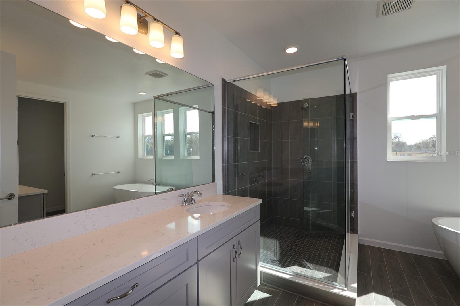 Image 7 of 19 For 3758 Artic Den Lane