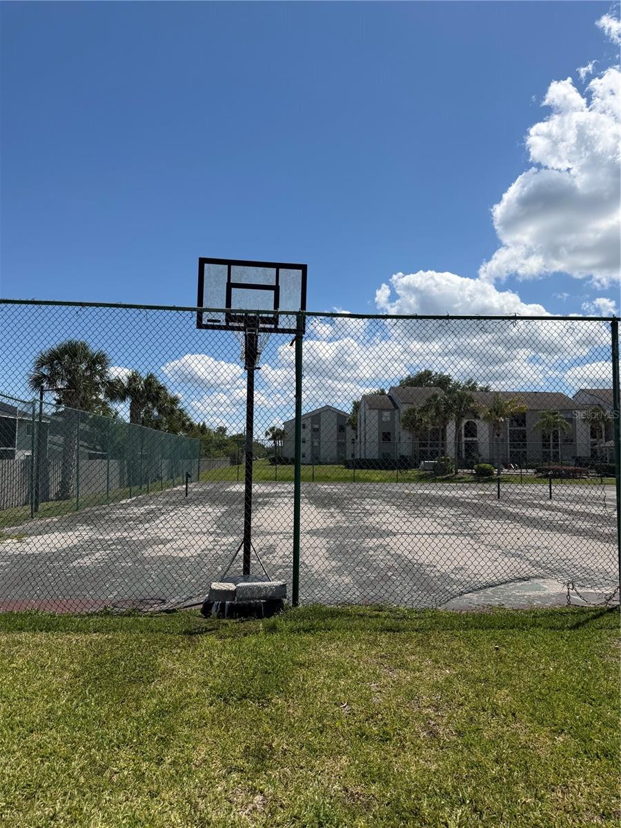 Image 24 of 29 For 2130 Cascades Boulevard # 101