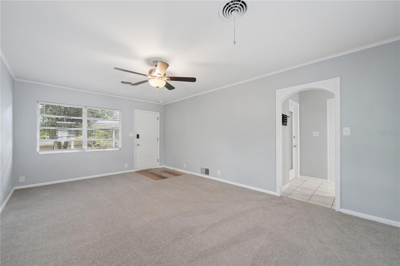 Image 17 of 33 For 606 Briarcliffe Street