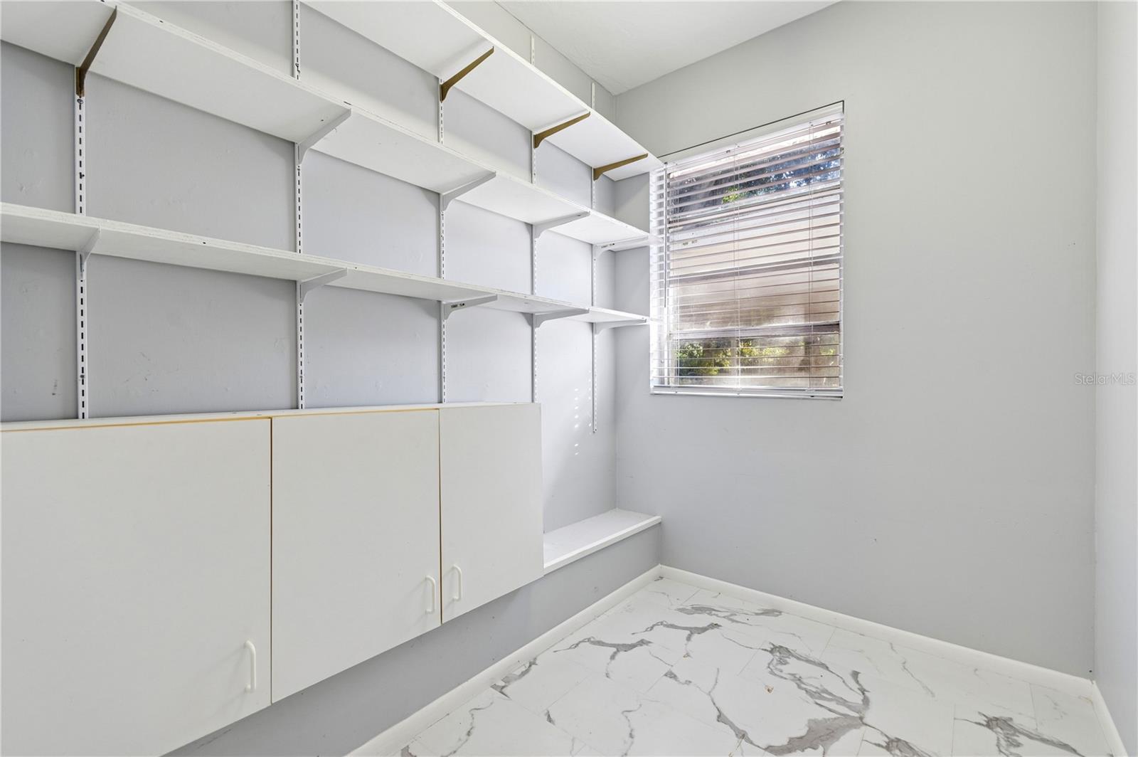 Image 19 of 33 For 606 Briarcliffe Street