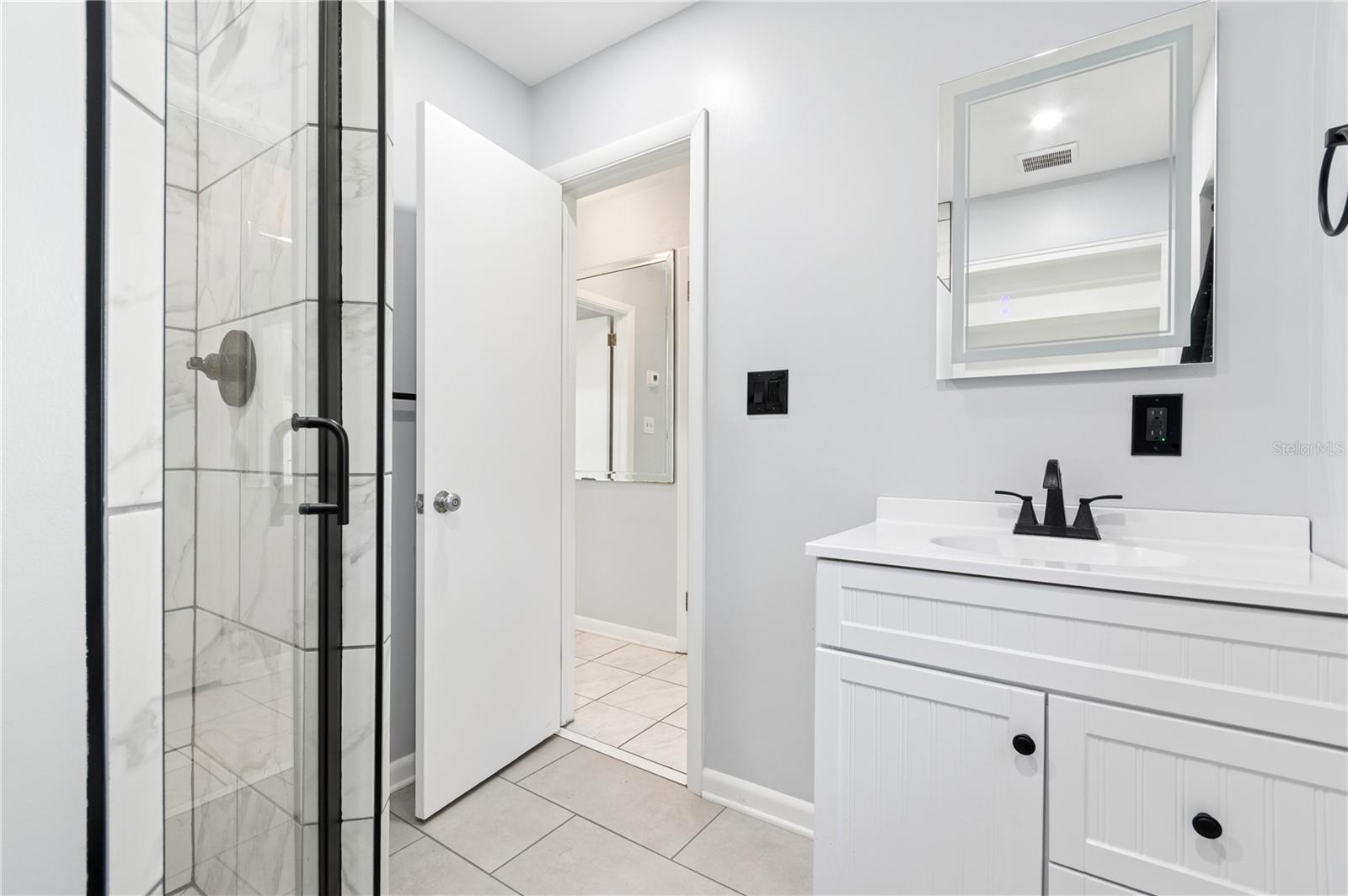 Image 27 of 33 For 606 Briarcliffe Street