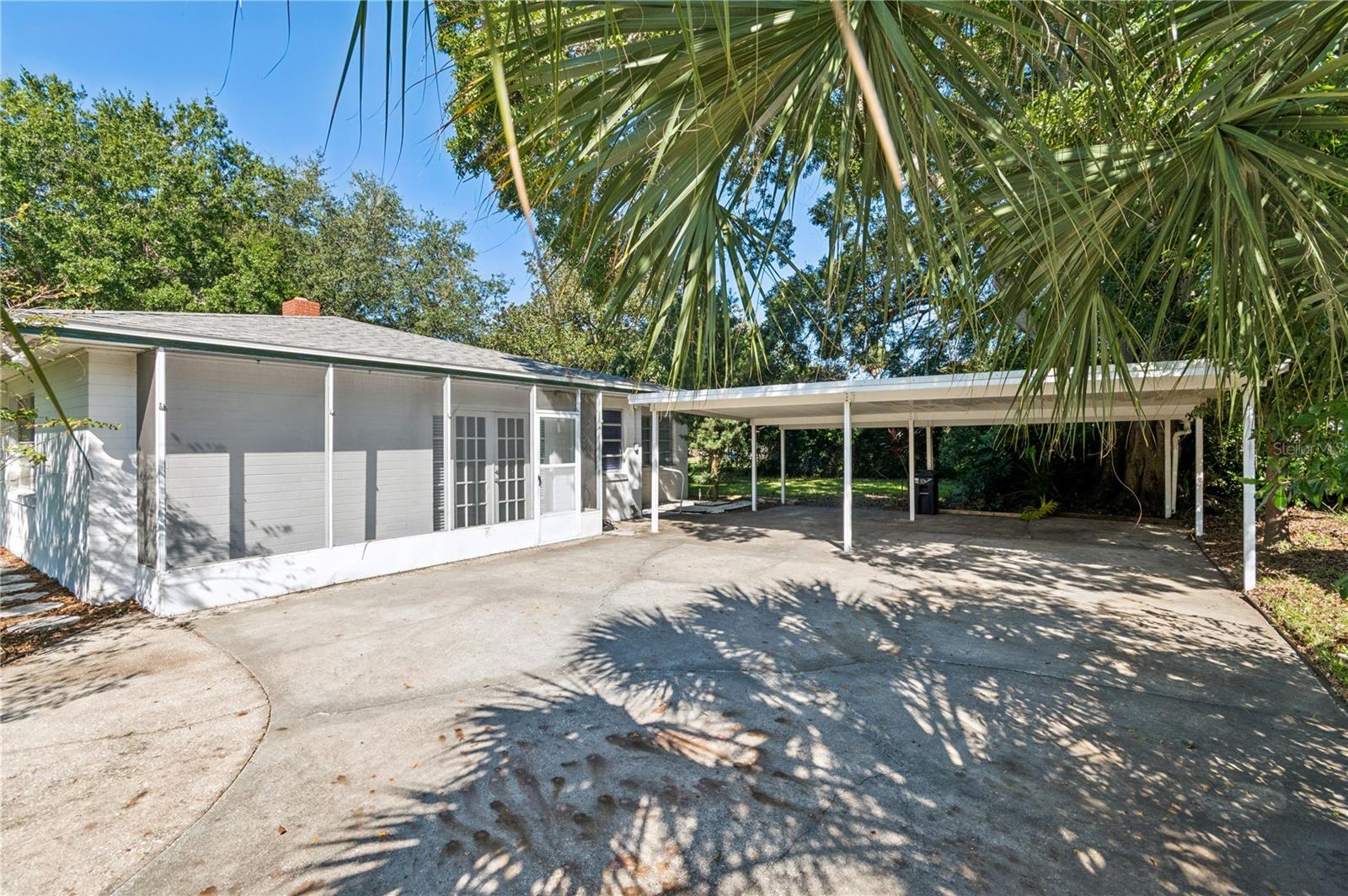 Image 4 of 33 For 606 Briarcliffe Street