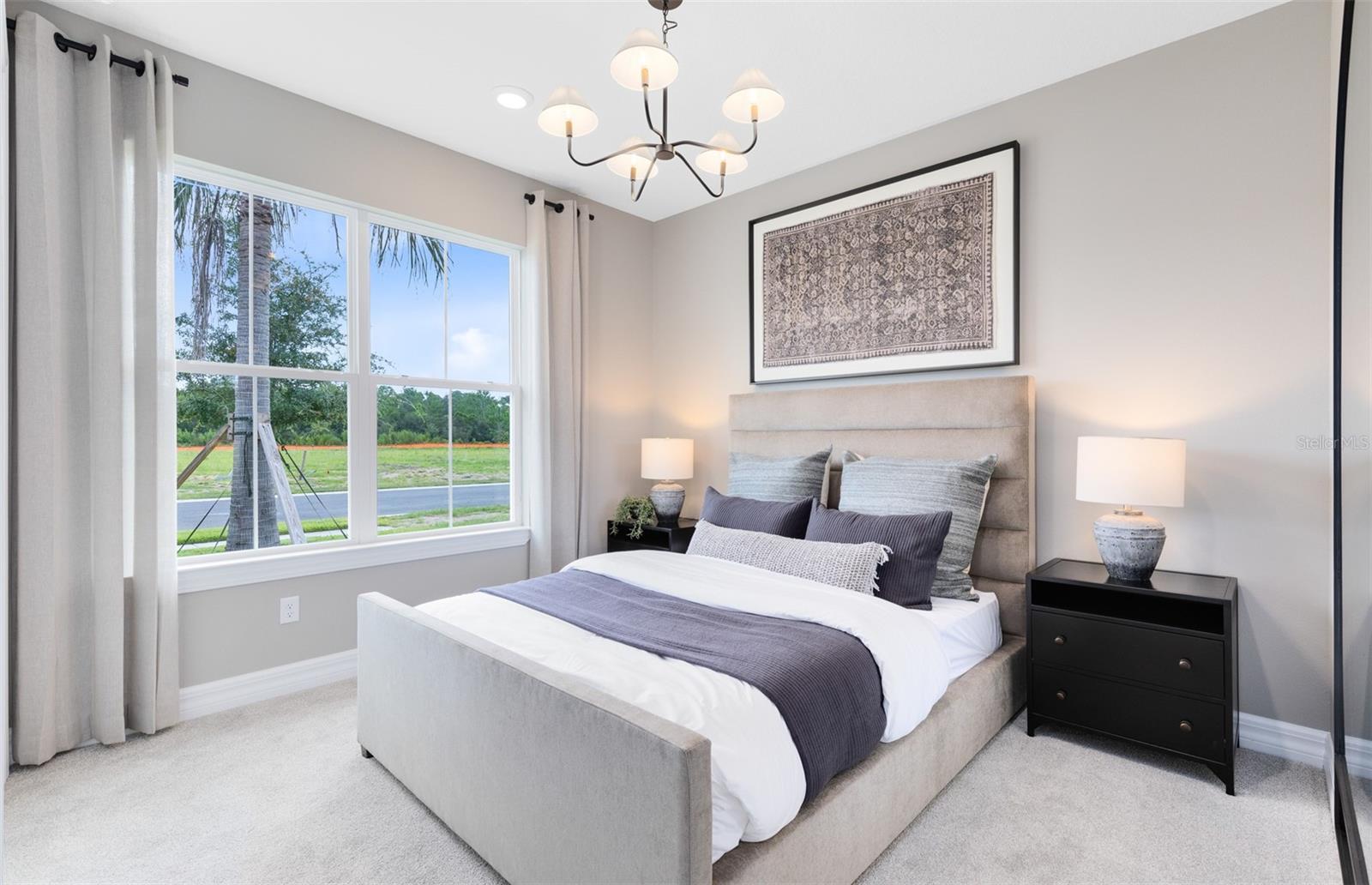 Image 20 of 27 For 9927 Leafy Oak Street