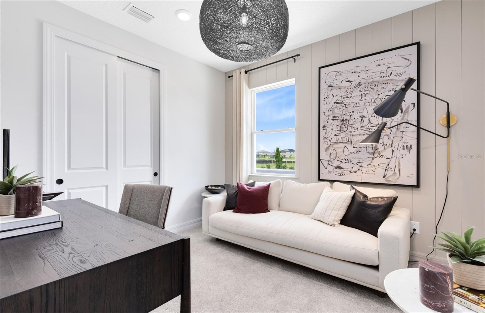 Image 25 of 27 For 9927 Leafy Oak Street