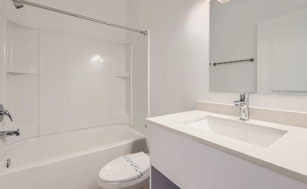 Image 13 of 22 For 1213 Southstation Place  402