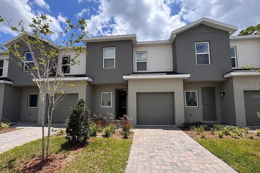 Image 2 of 22 For 1213 Southstation Place  402