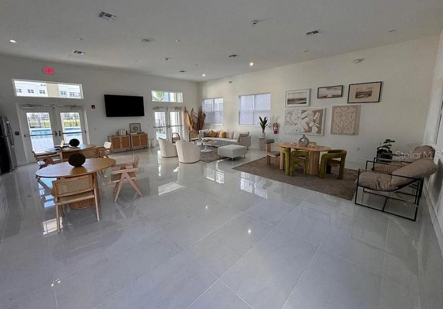 Image 21 of 22 For 1213 Southstation Place  402