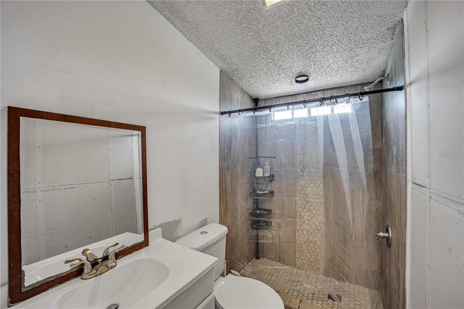 Image 16 of 31 For 12606 Grassy Lake Road