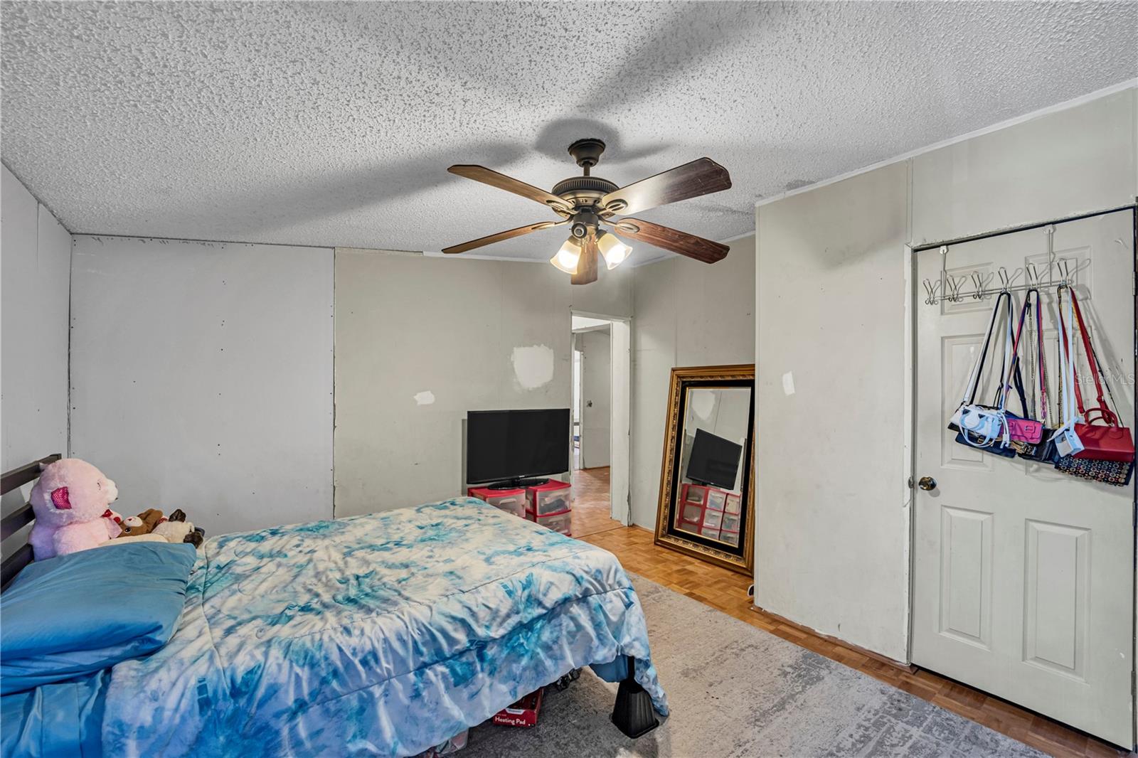 Image 17 of 31 For 12606 Grassy Lake Road