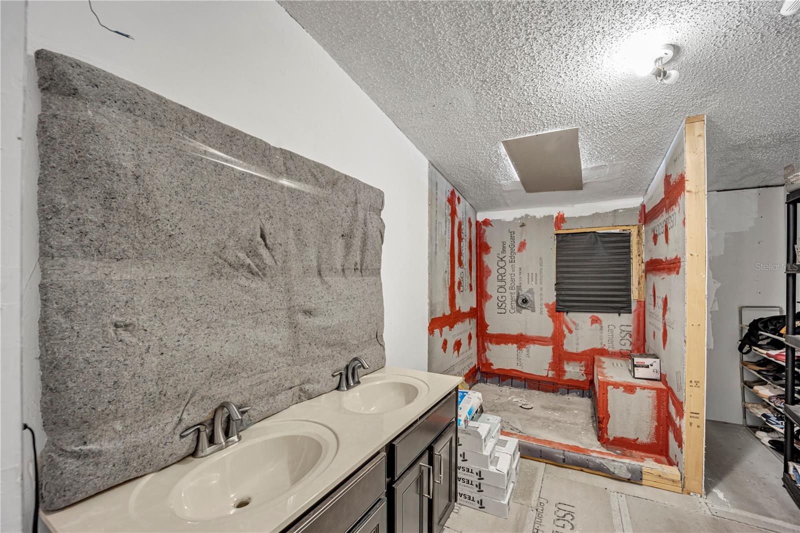 Image 18 of 31 For 12606 Grassy Lake Road