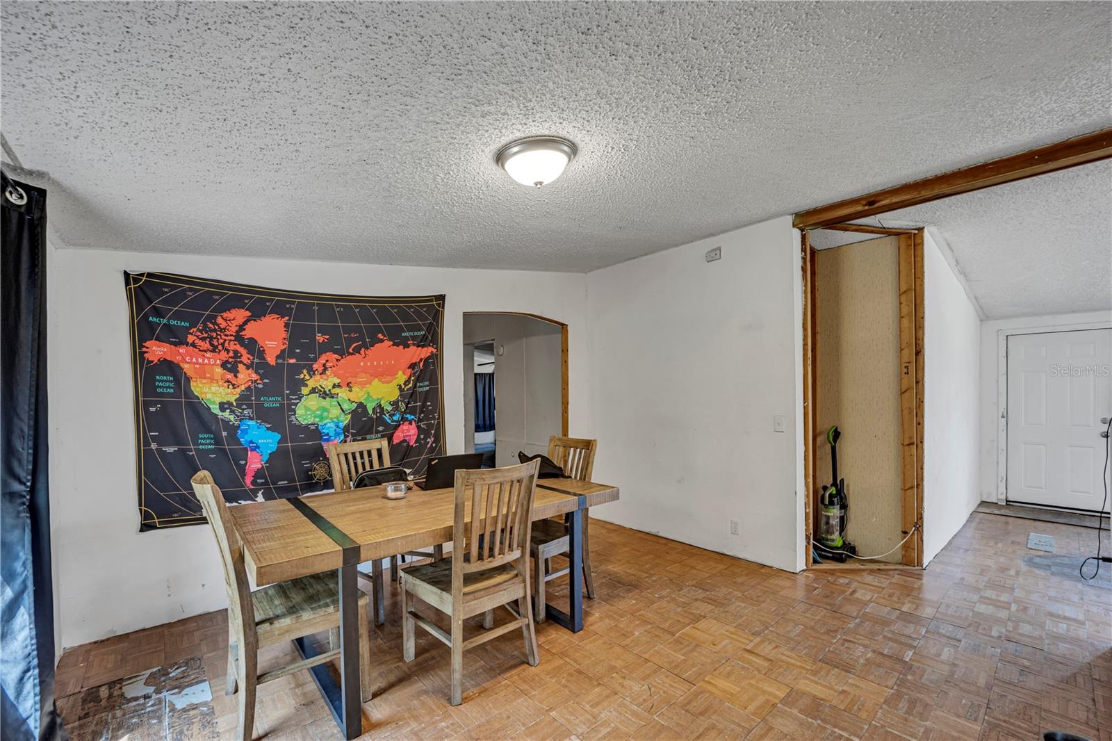 Image 5 of 31 For 12606 Grassy Lake Road