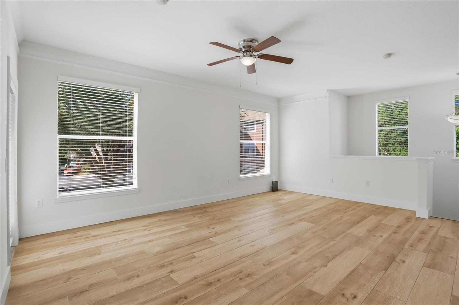 Image 8 of 28 For 8843 Villa View Circle 204