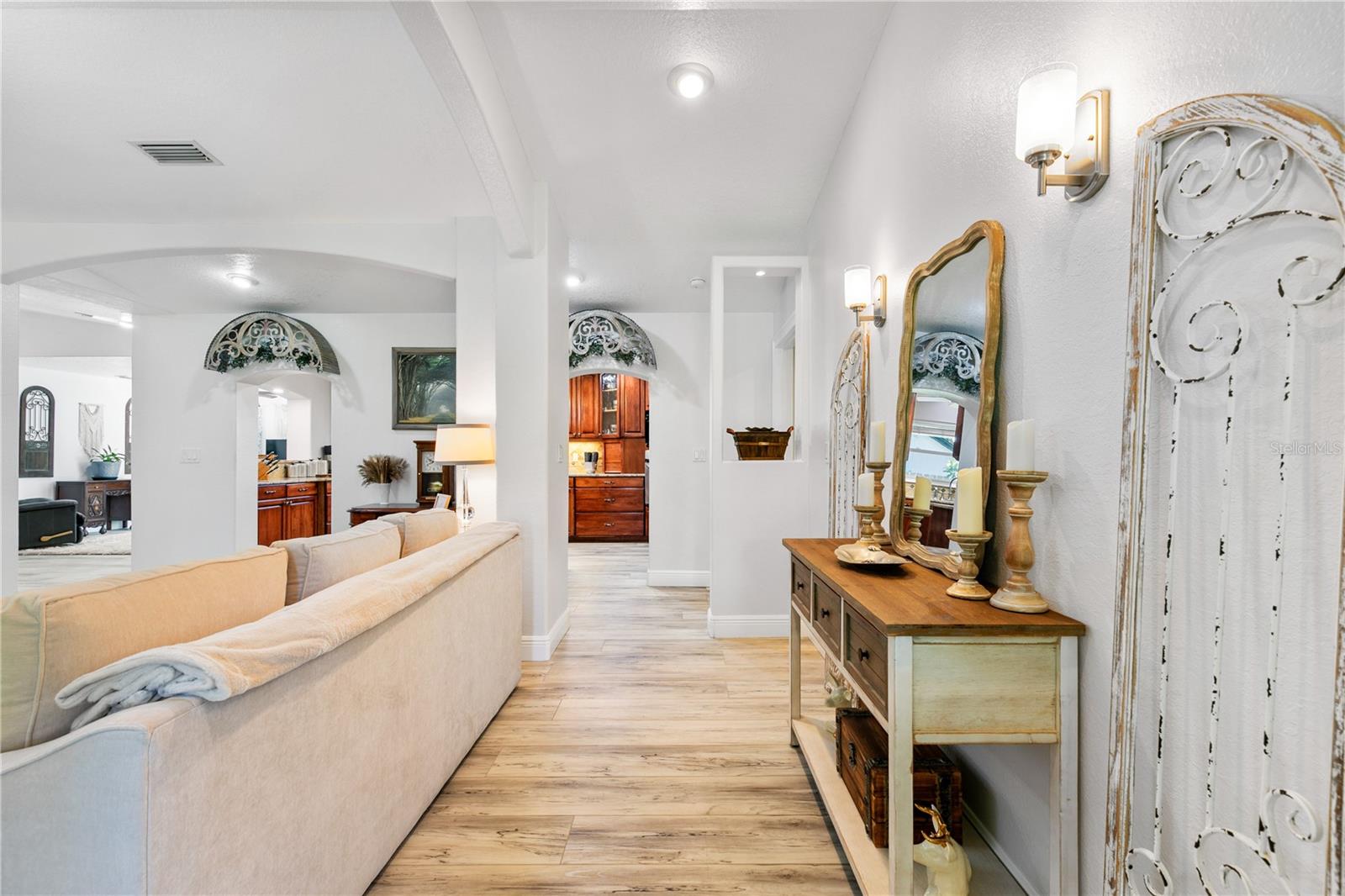 Image 14 of 43 For 4230 Havana Drive