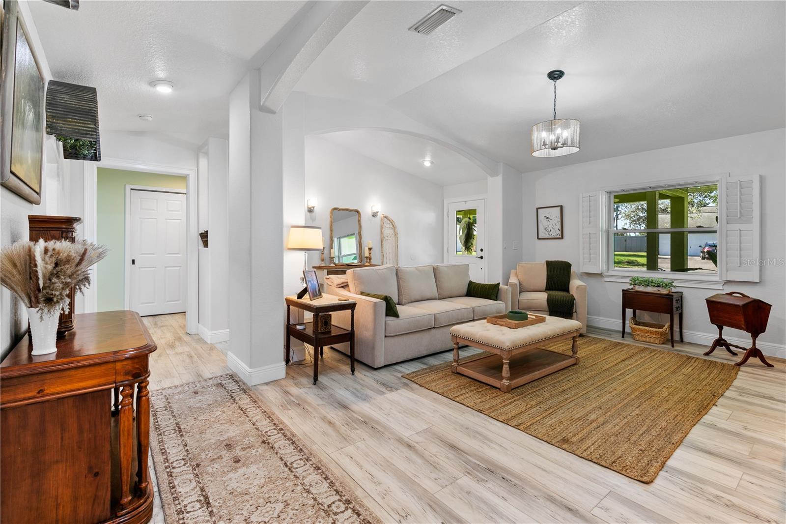 Image 16 of 43 For 4230 Havana Drive