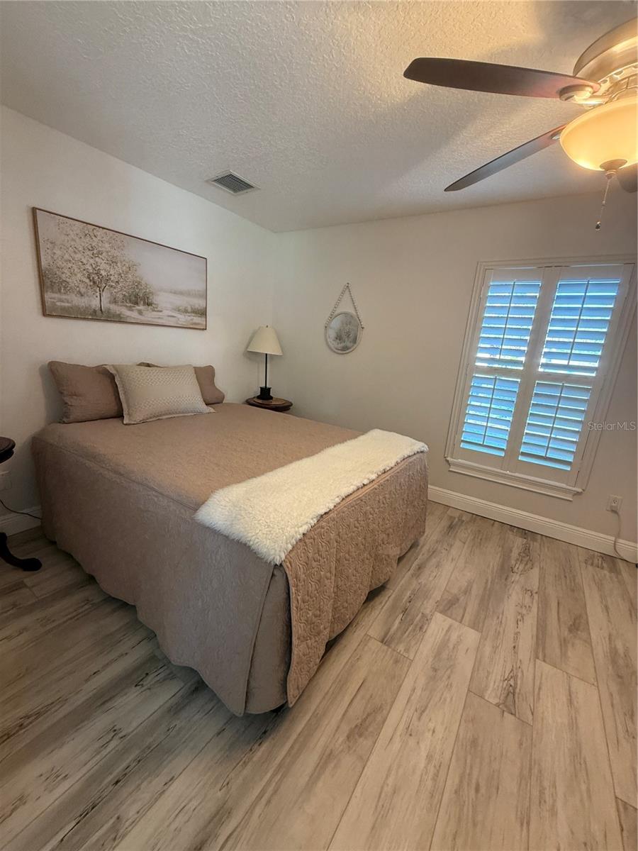 Image 25 of 43 For 4230 Havana Drive