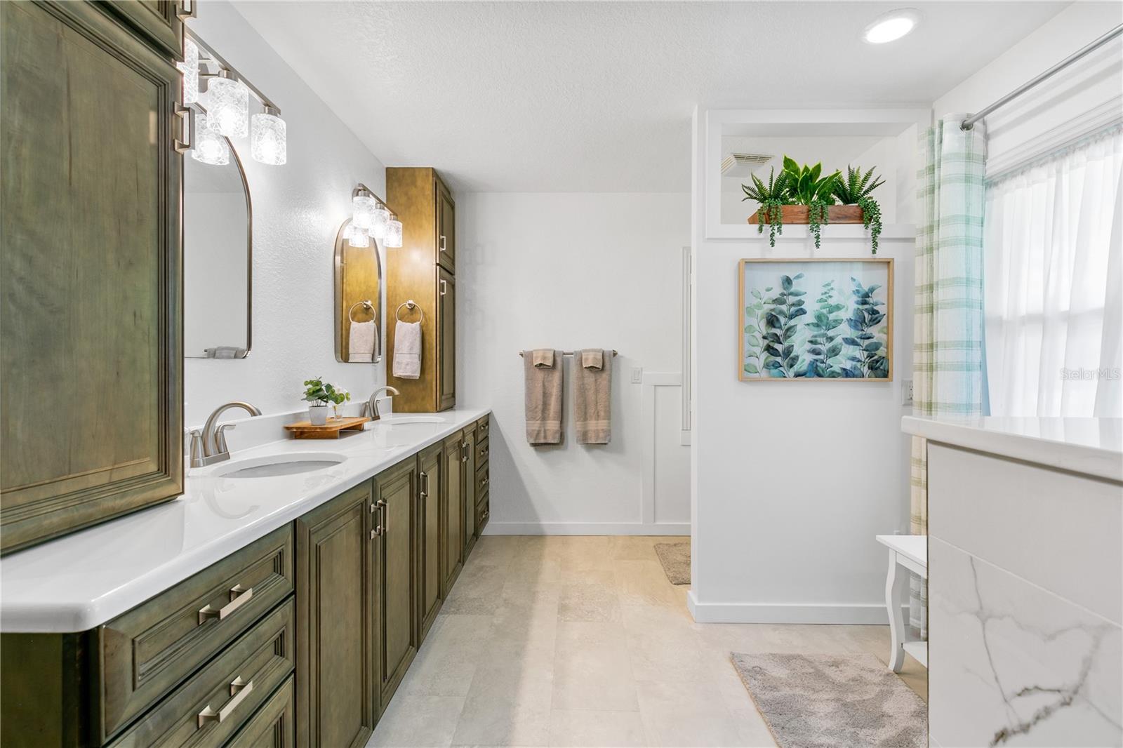 Image 37 of 43 For 4230 Havana Drive