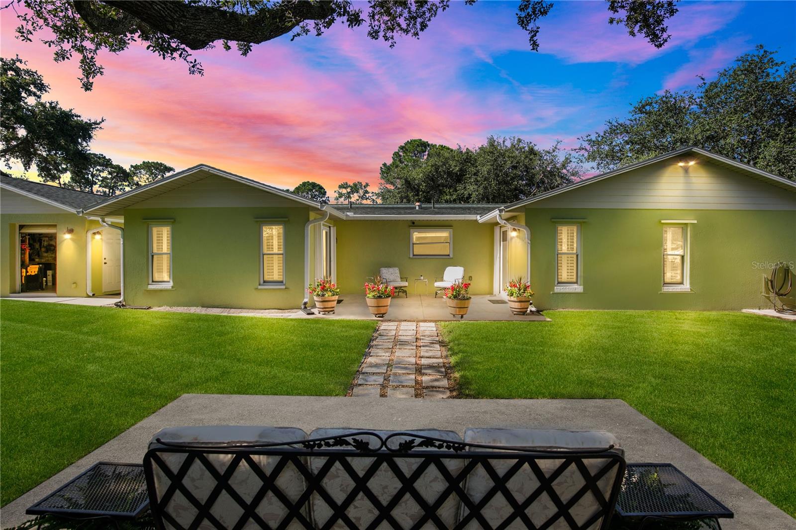 Image 7 of 43 For 4230 Havana Drive