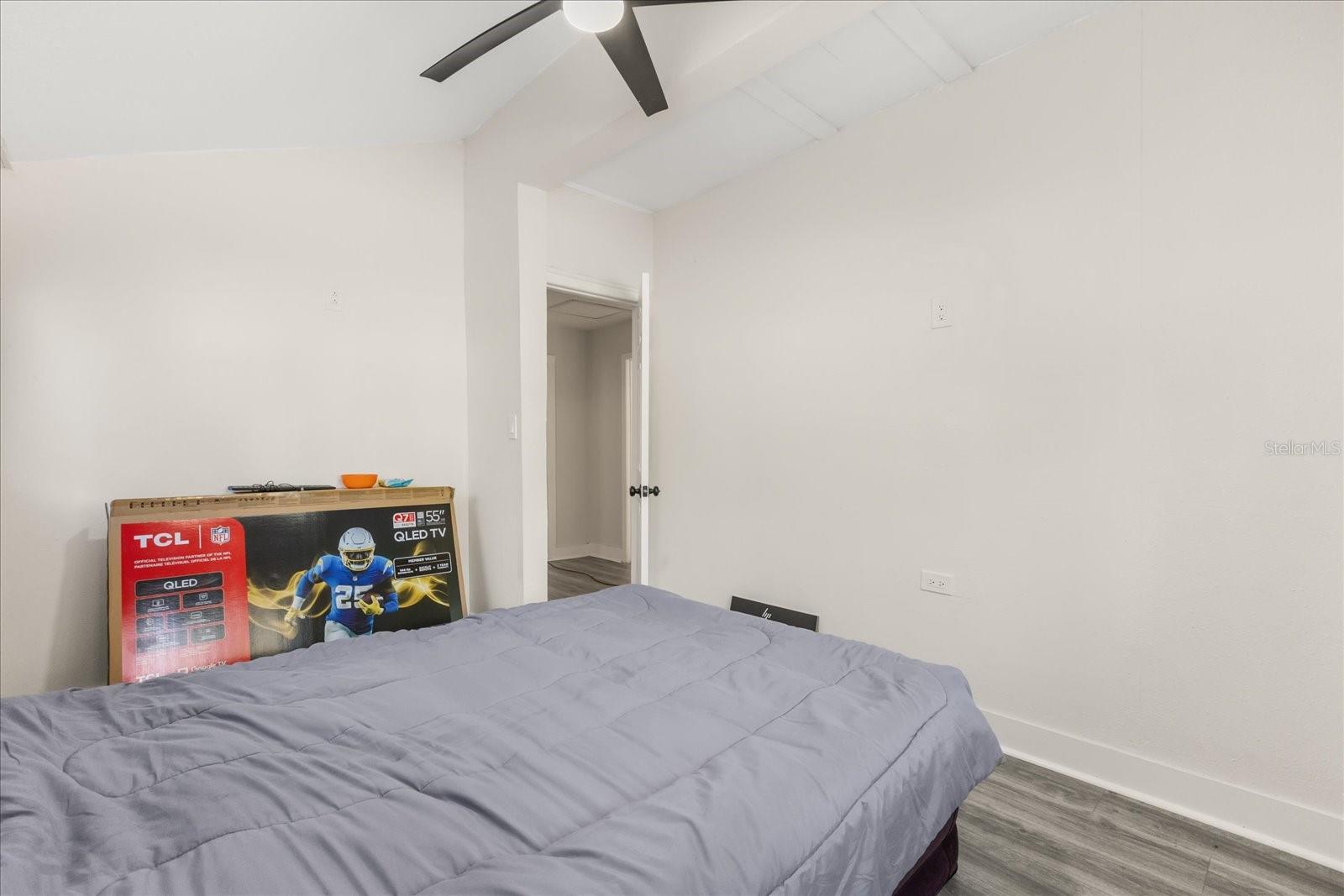 Image 9 of 17 For 829 3rd Street