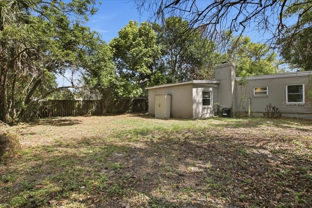 Image 2 of 13 For 1319 Bessmor Road