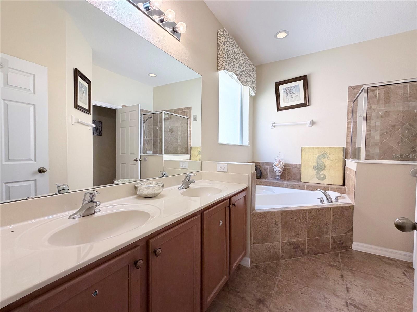 Image 11 of 38 For 2549 Dharma Circle