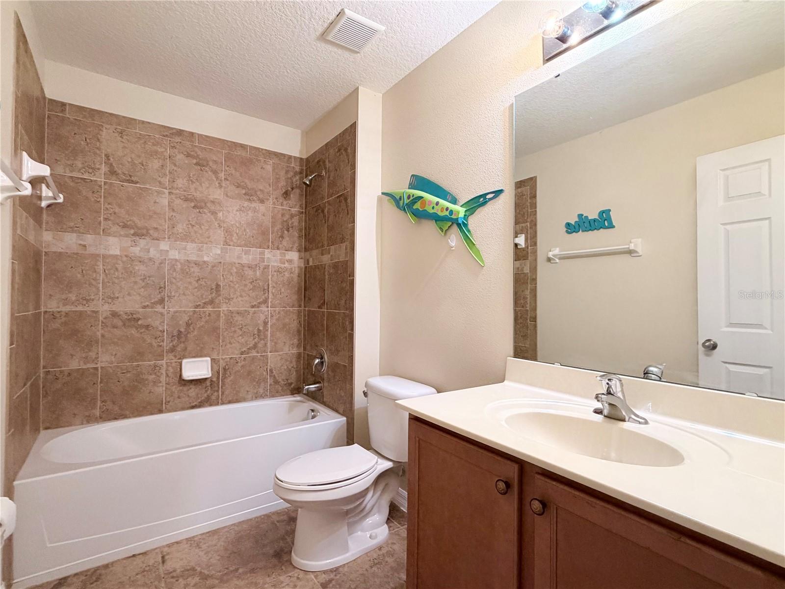 Image 17 of 38 For 2549 Dharma Circle