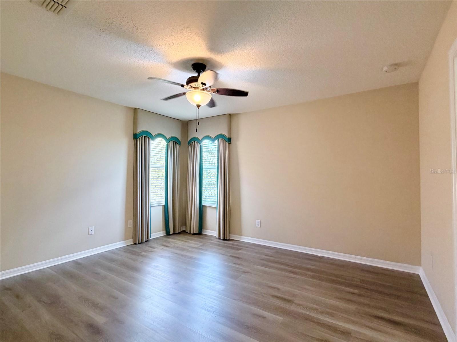 Image 22 of 38 For 2549 Dharma Circle