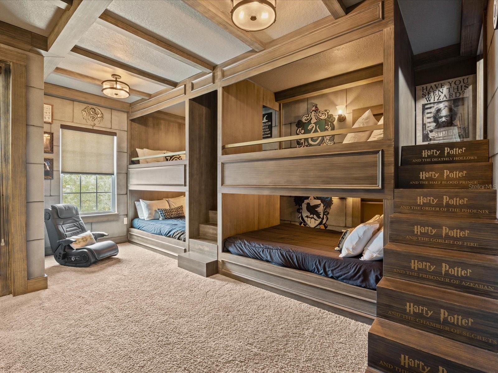 Image 31 of 70 For 761 Desert Mountain Court