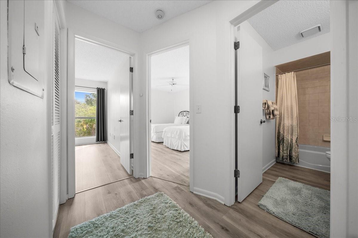 Image 10 of 65 For 2925 Rivers Edge Boulevard 2925