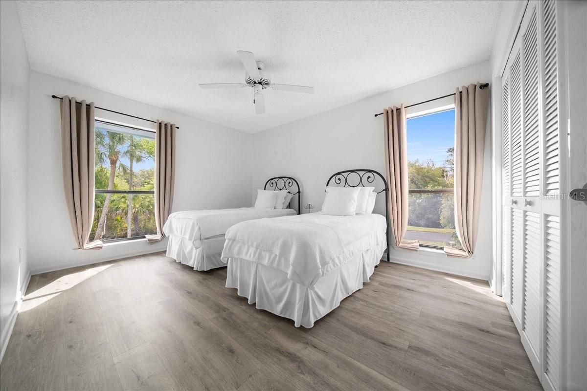 Image 11 of 65 For 2925 Rivers Edge Boulevard 2925