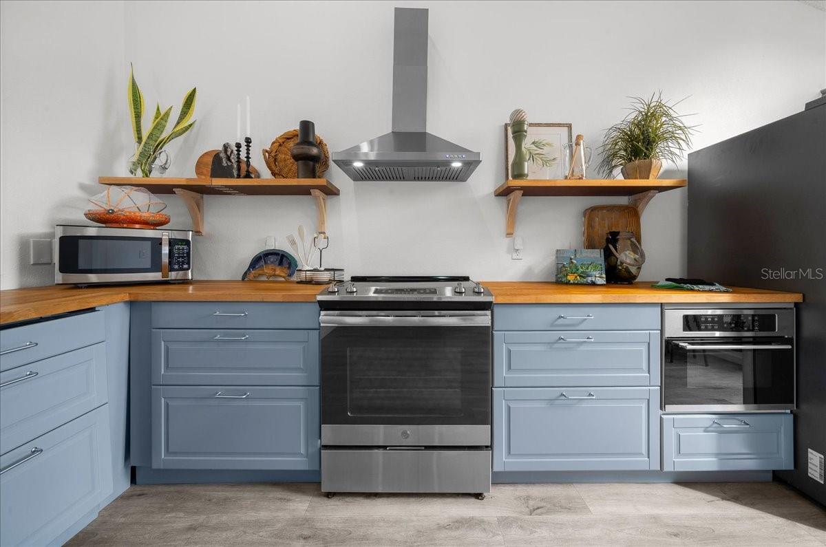 Image 2 of 65 For 2925 Rivers Edge Boulevard 2925