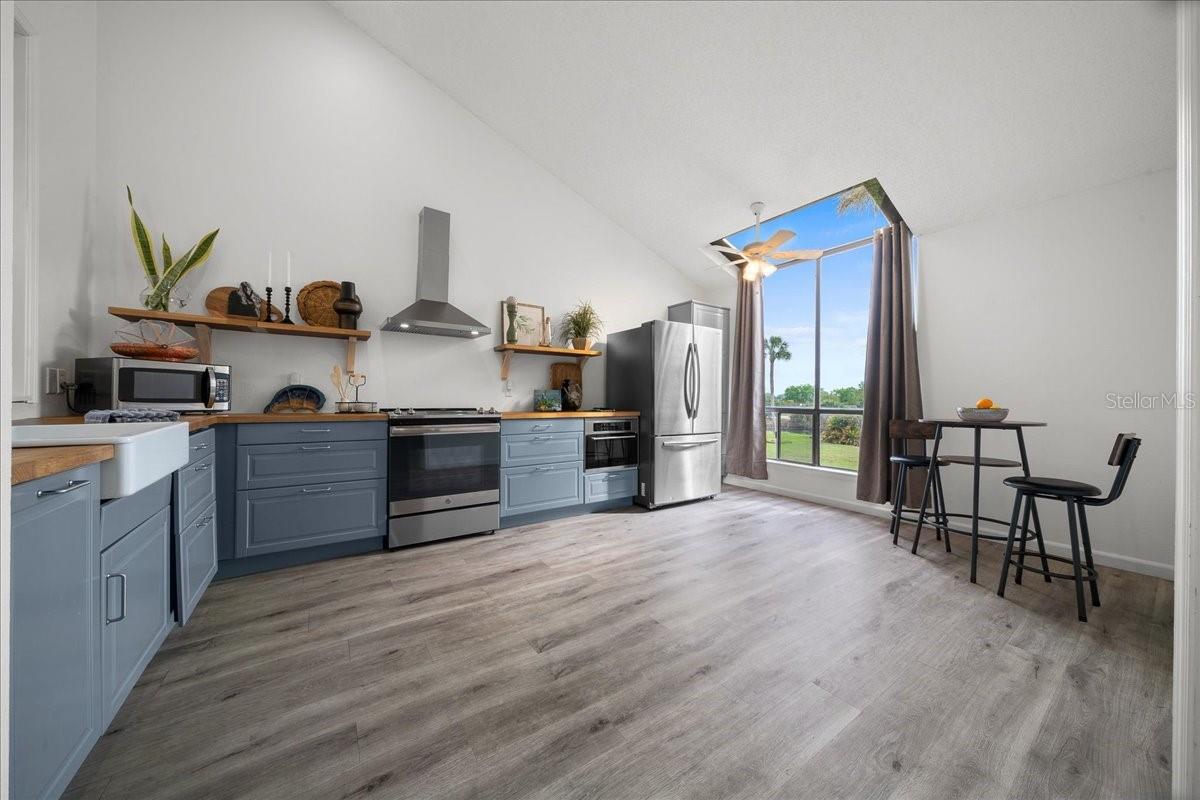 Image 38 of 65 For 2925 Rivers Edge Boulevard 2925