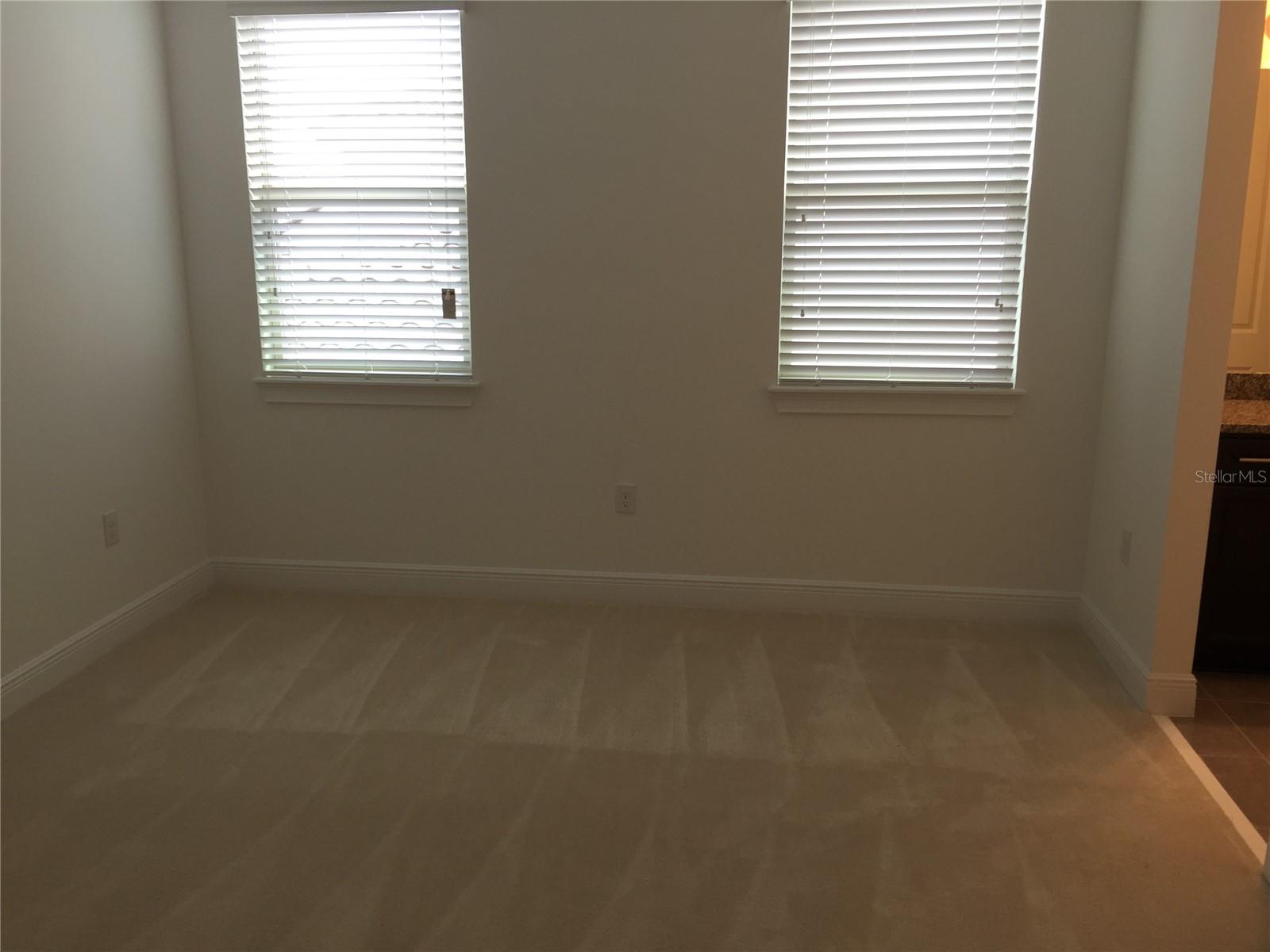 Image 24 of 32 For 10424 Warrick Street