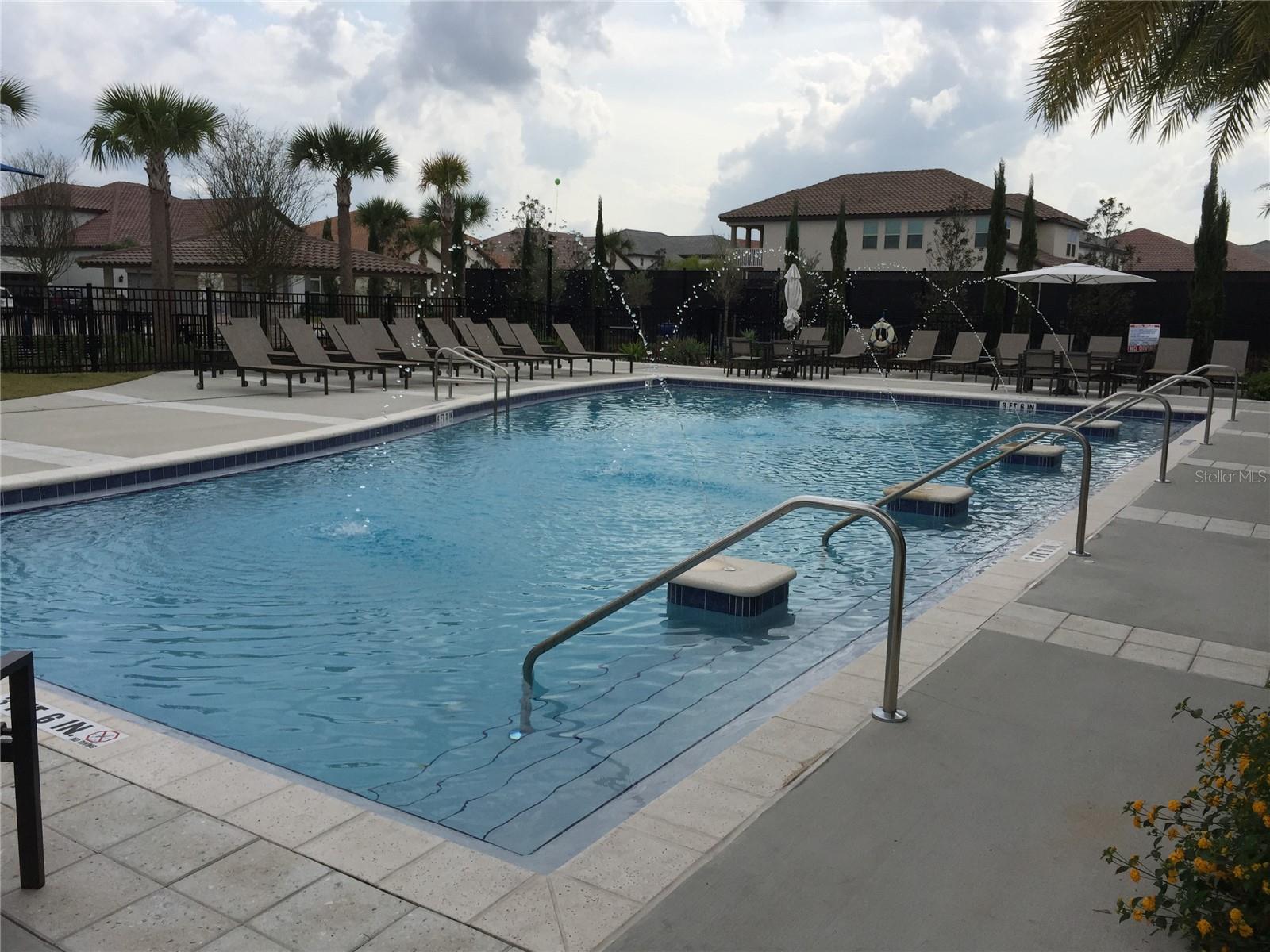 Image 26 of 32 For 10424 Warrick Street