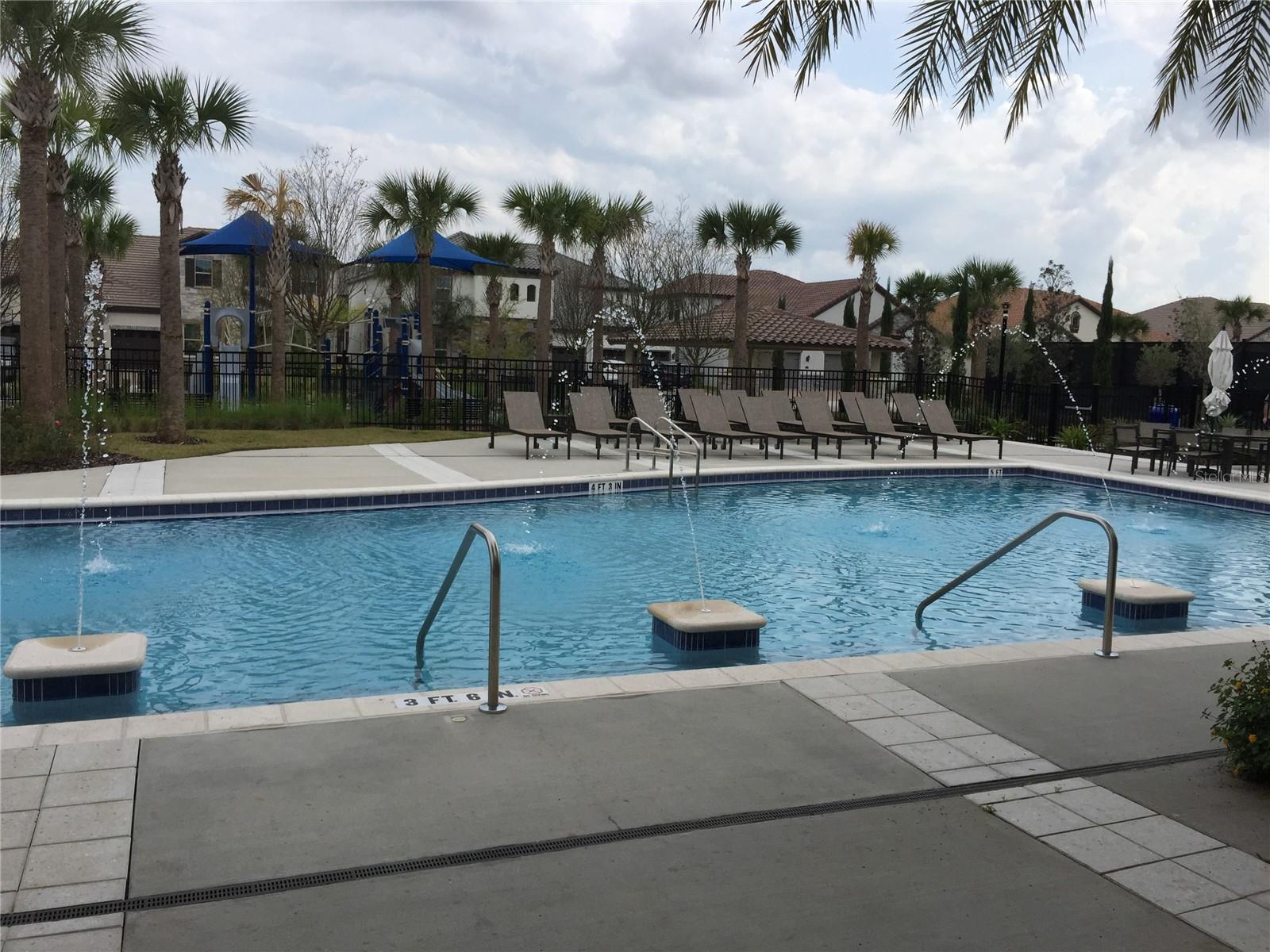 Image 30 of 32 For 10424 Warrick Street