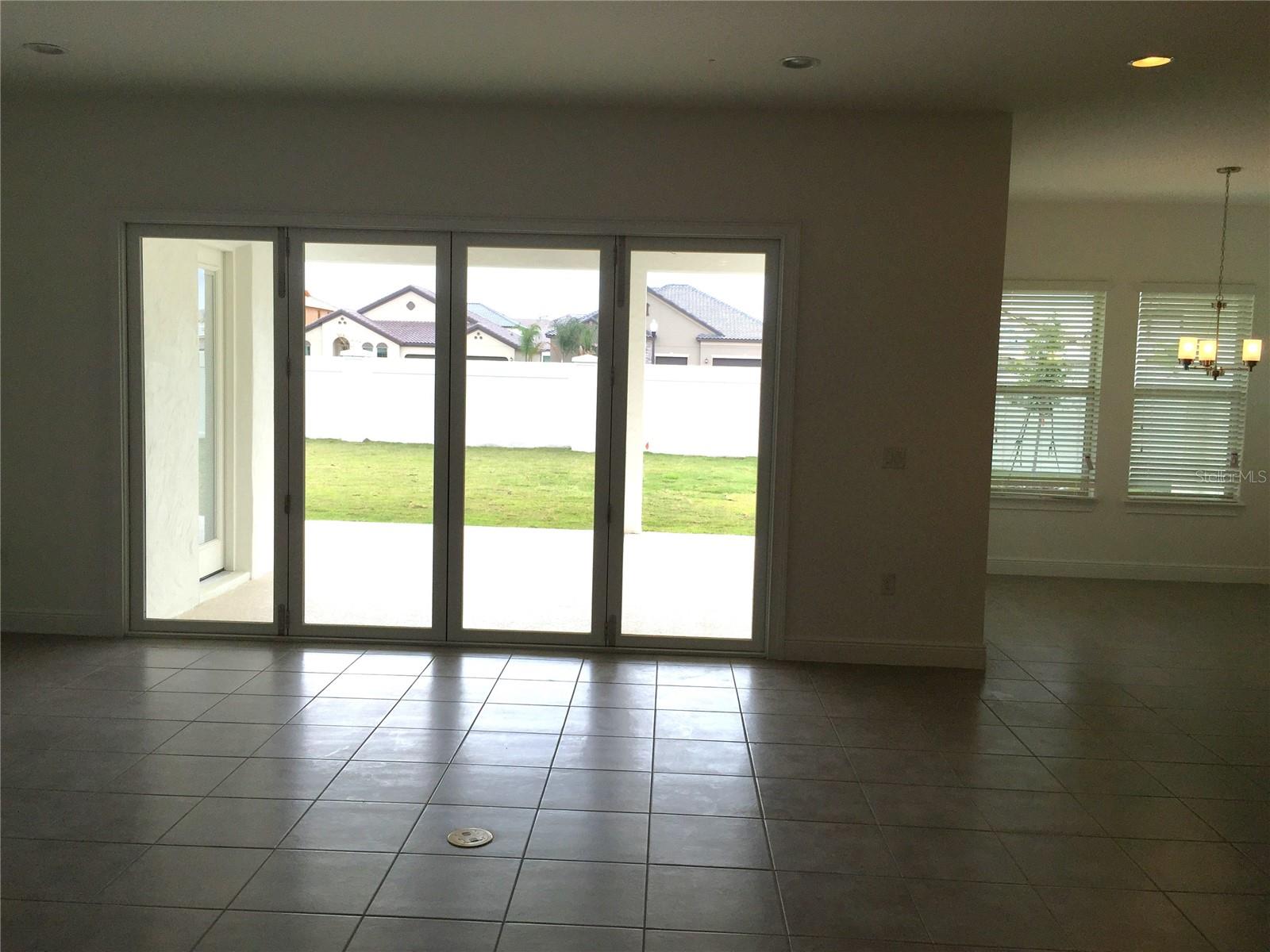 Image 8 of 32 For 10424 Warrick Street