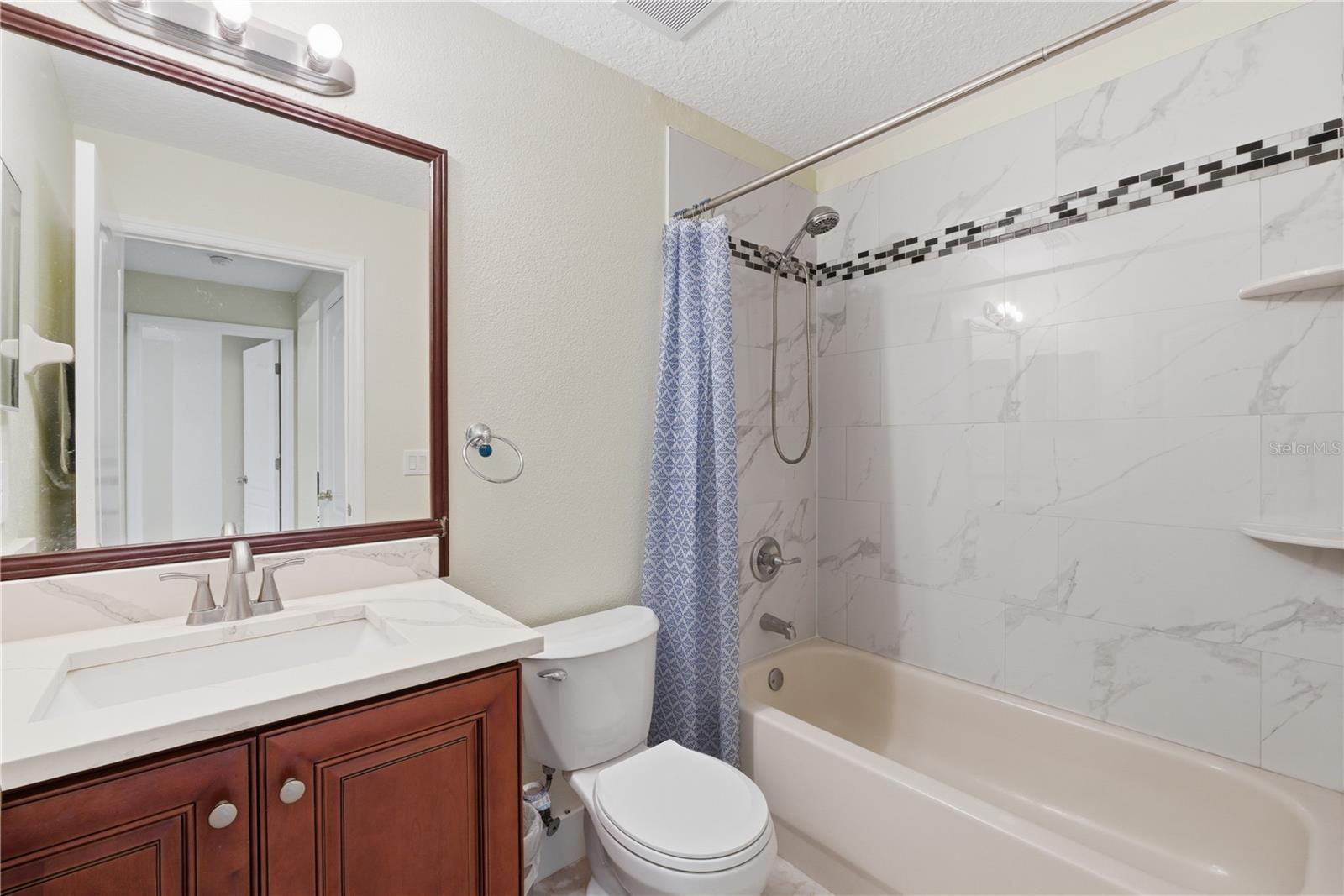 Image 11 of 38 For 4207 Andover Cay Boulevard