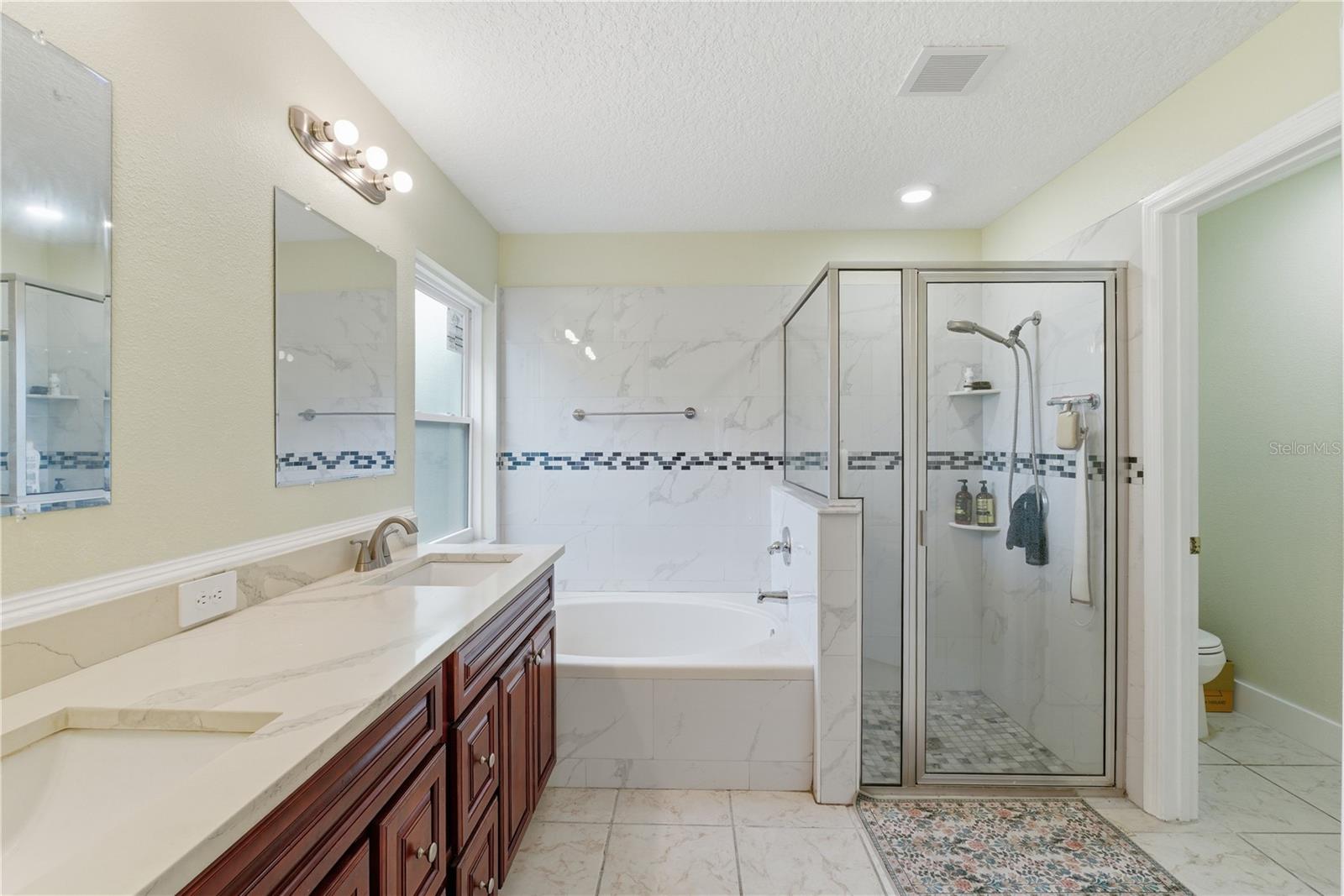 Image 17 of 38 For 4207 Andover Cay Boulevard